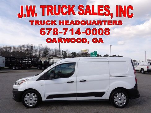 Used 2023 Ford Transit Connect XL image 2