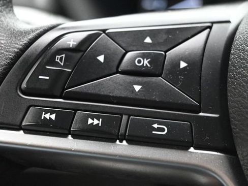 Used 2023 Nissan Sentra S FWD image 23