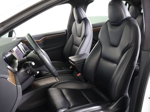 Used 2020 Tesla Model X Long Range image 26