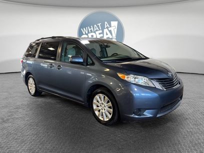 Used 2015 Toyota Sienna LE
