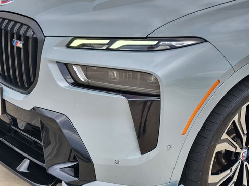 Used 2023 BMW X7 M60i w/ Executive Package image 8