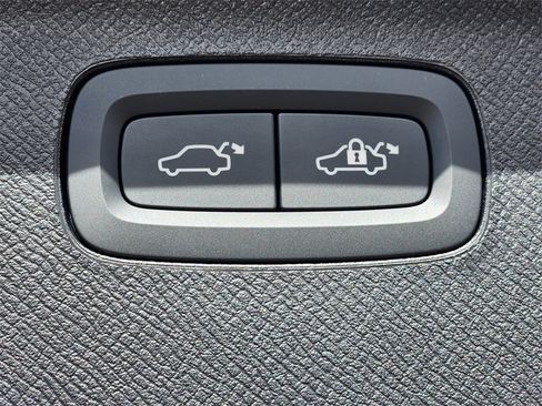 New 2026 Volvo XC90 T8 Ultra image 24