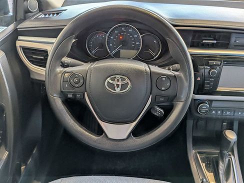 Used 2014 Toyota Corolla LE image 20