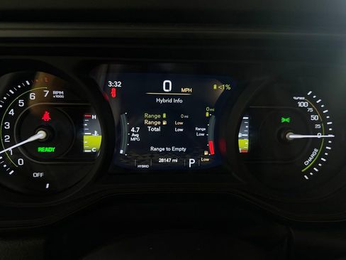 Used 2024 Jeep Wrangler High Altitude AWD/4WD image 18