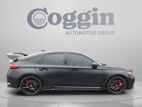 Used 2025 Honda Civic Type R image 6