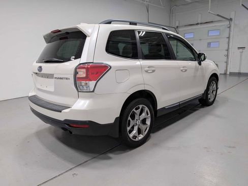 Used 2018 Subaru Forester 2.5i Touring w/ Popular Package #3B image 8