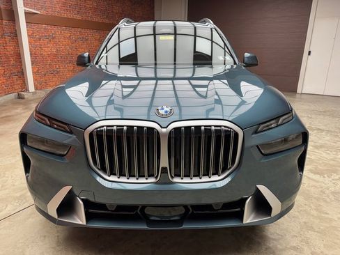 New 2026 BMW X7 xDrive40i w/ Executive Package image 8
