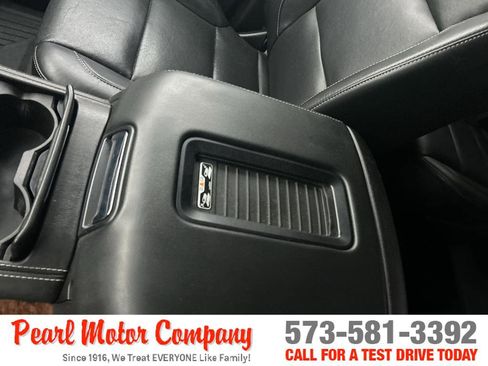 Used 2019 Chevrolet Tahoe Premier image 18