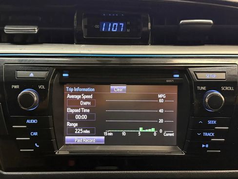 Used 2016 Toyota Corolla S image 33