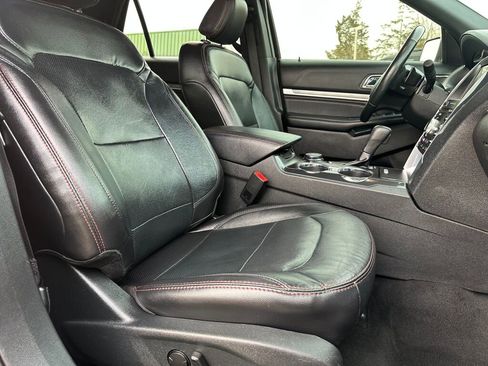 Used 2019 Ford Explorer Sport w/ Equipment Group 401A image 30