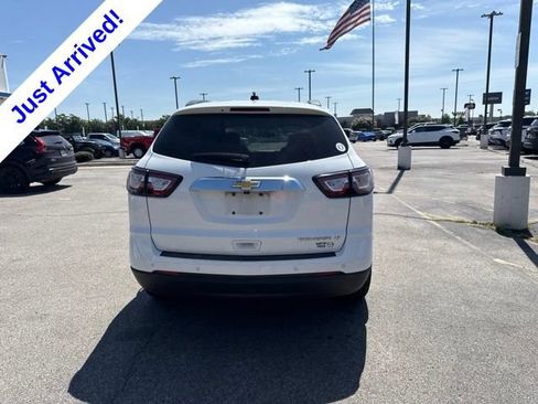 Used 2016 Chevrolet Traverse LT FWD image 4