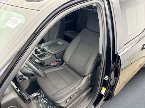 Used 2024 Chevrolet Silverado 1500 LT image 11