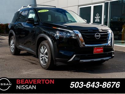 New 2025 Nissan Pathfinder SL