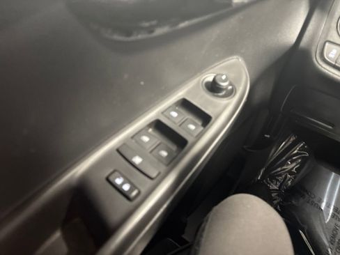 Used 2022 Chevrolet Spark LT image 31