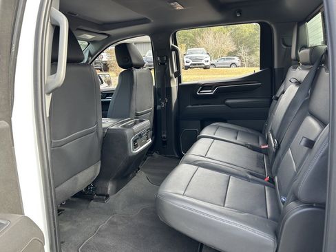 Used 2022 GMC Sierra 1500 SLT w/ SLT Premium Plus Package image 43