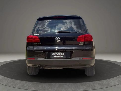 Used 2017 Volkswagen Tiguan Limited w/ Alloy Wheels Package AWD/4WD image 4