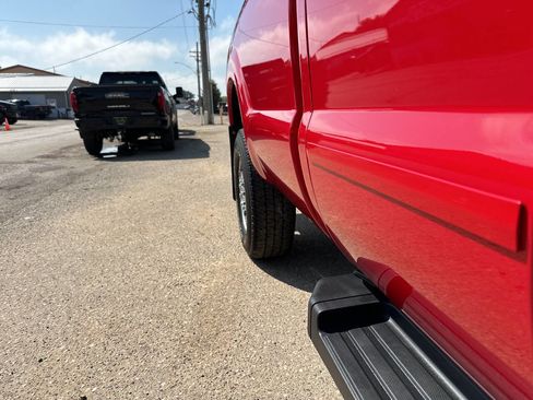 Used 2014 Ford F350 Lariat w/ Lariat Interior Package image 34