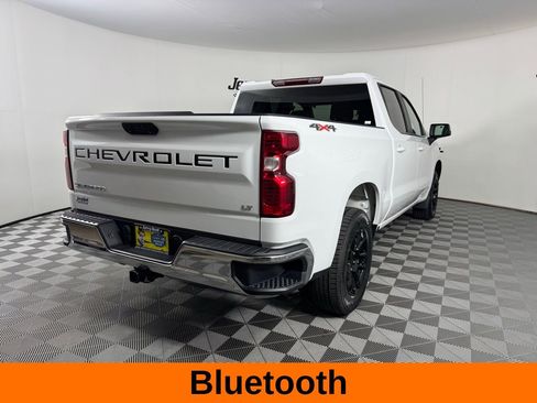 Used 2022 Chevrolet Silverado 1500 LT AWD/4WD image 7