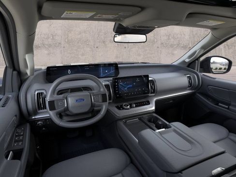 New 2026 Ford Expedition Active AWD/4WD image 9