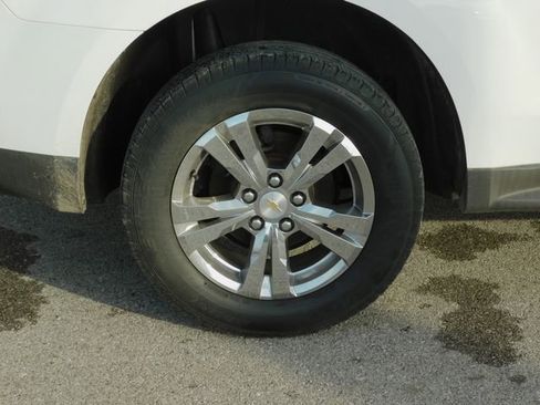 Used 2016 Chevrolet Equinox LS image 24