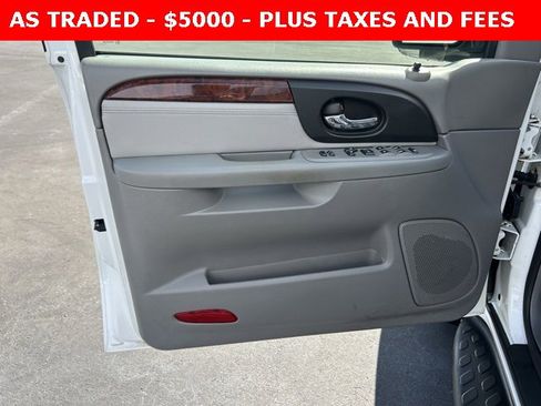 Used 2008 GMC Envoy SLT w/ Sun And 6-Disc Cd Package image 12