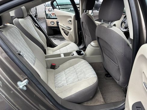 Used 2014 Chevrolet Volt image 9