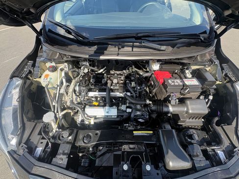 Used 2025 Nissan Versa SV FWD image 30