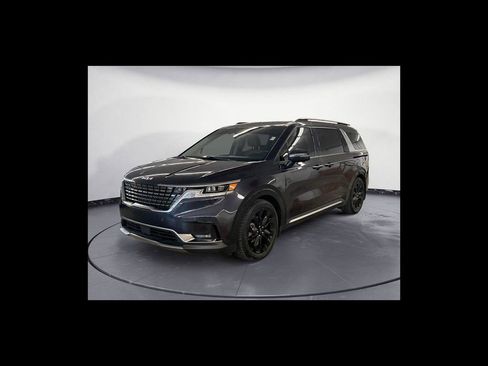 Used 2024 Kia Carnival SX Prestige FWD image 2