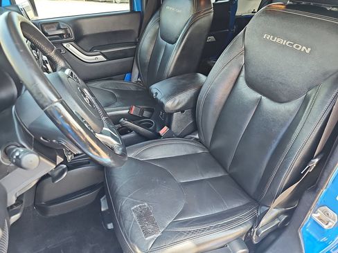 Used 2016 Jeep Wrangler Unlimited Rubicon AWD/4WD image 14