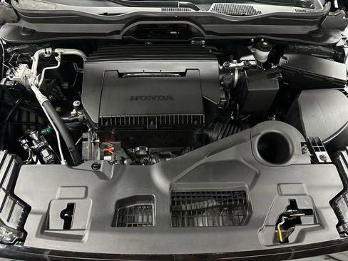 Used 2025 Honda Pilot Black Edition image 40