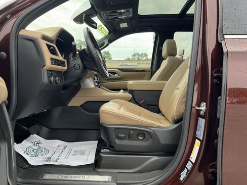Used 2022 Chevrolet Tahoe Premier AWD/4WD image 19