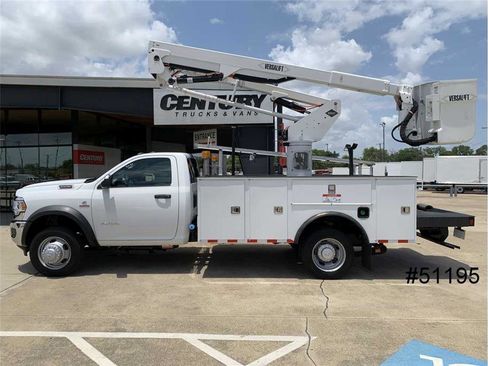 Used 2021 RAM 5500 Tradesman image 6