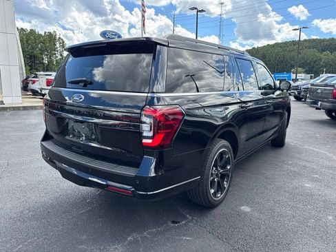 Used 2024 Ford Expedition Max Limited AWD/4WD image 5