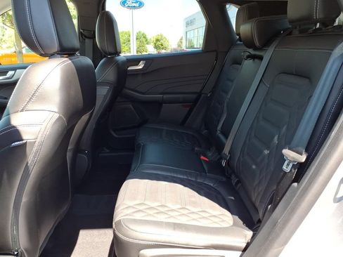 Used 2023 Ford Escape Platinum w/ Premium Technology Package AWD/4WD image 5
