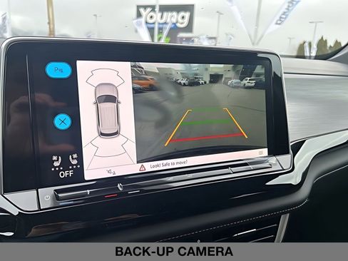 New 2026 Volkswagen Atlas Cross Sport SE image 26