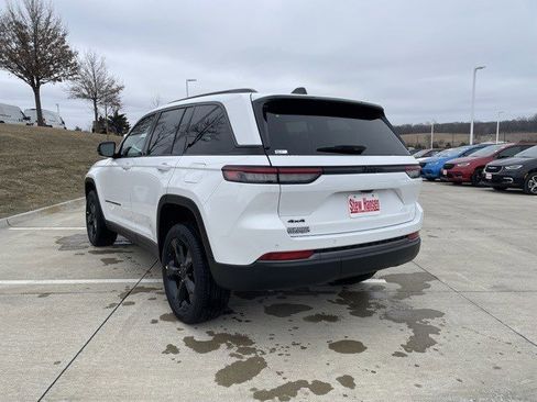 New 2026 Jeep Grand Cherokee Limited image 3