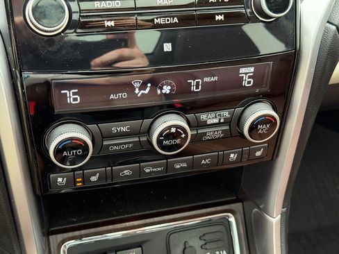 Used 2022 Subaru Ascent Touring w/ Popular Package #2A image 24