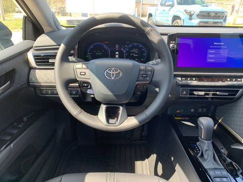 New 2026 Toyota Camry Hybrid AWD/4WD image 16