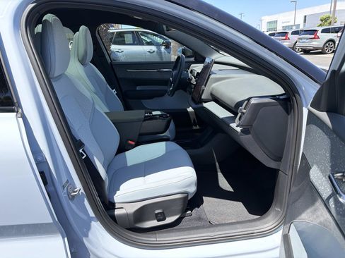 Used 2025 Volvo EX30 Ultra AWD/4WD image 24
