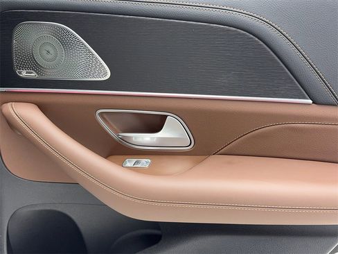 Used 2024 Mercedes-Benz GLE 53 AMG 4MATIC Coupe w/ Driver Assistance Package image 61