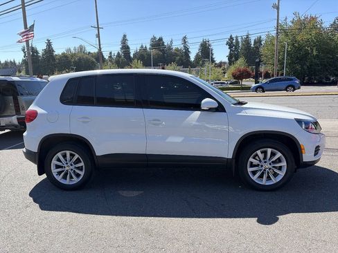 Used 2017 Volkswagen Tiguan S AWD/4WD image 12