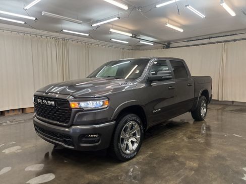 New 2026 RAM 1500 Big Horn AWD/4WD image 1