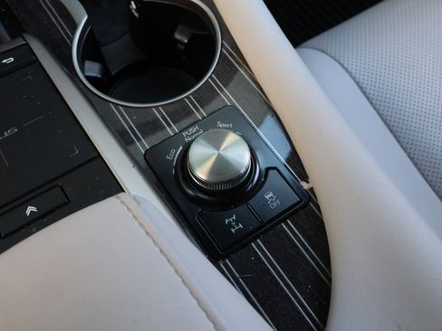 Used 2020 Lexus RX 350 AWD w/ Luxury Package image 31