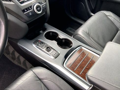 Used 2019 Acura MDX FWD image 15