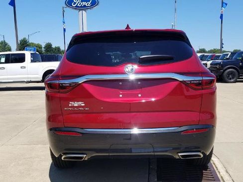 Used 2020 Buick Enclave Essence w/ LPO, Floor Liner Package FWD image 3