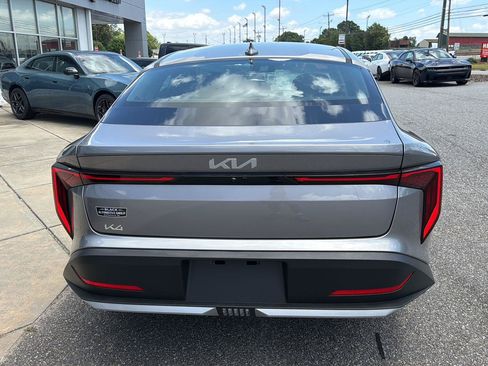 Used 2025 Kia K4 FWD image 9