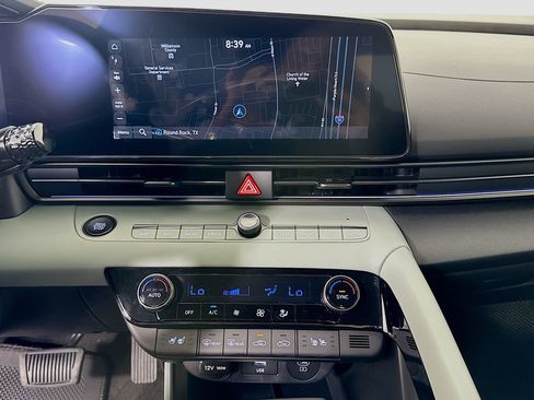 New 2026 Hyundai Elantra Limited FWD image 12