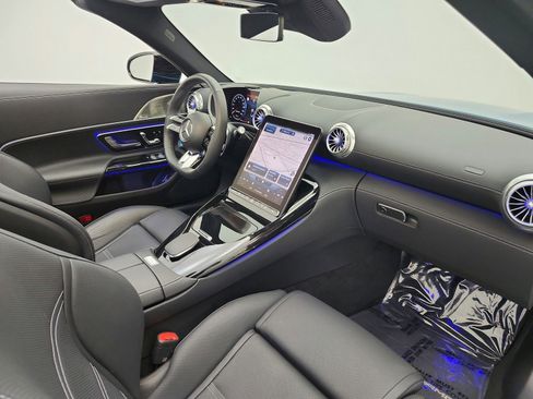 Certified 2022 Mercedes-Benz SL 63 AMG 4MATIC image 19