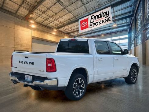 Used 2025 RAM 1500 Laramie AWD/4WD image 3