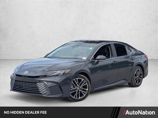 Used 2025 Toyota Camry XLE FWD video 1